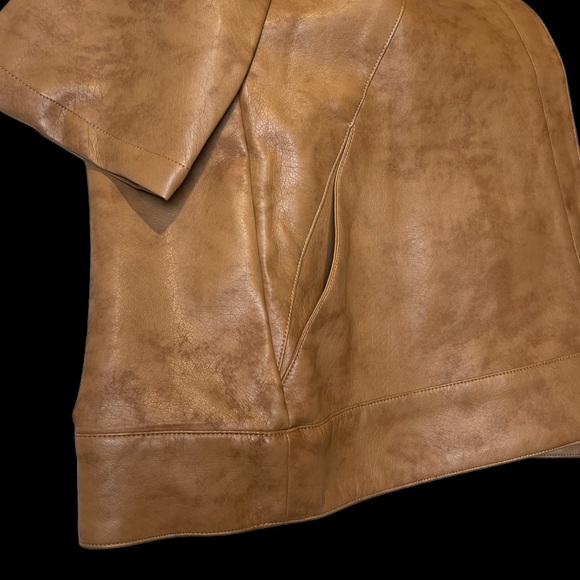 BCBGeneration faux leather jacket EUC - Picture 7 of 8